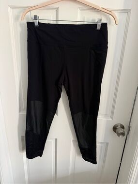 Sweaty Betty Black Power Leggings with Mesh Panels